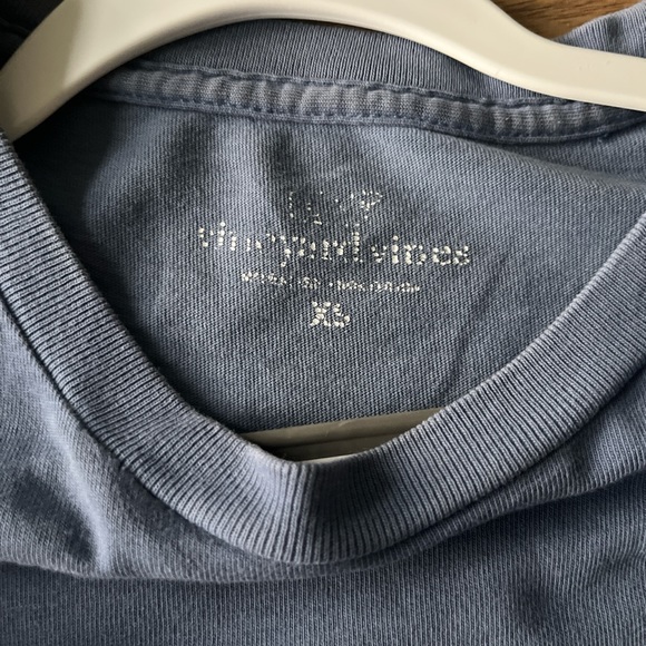 vineyard vines long sleeve - Picture 3 of 3